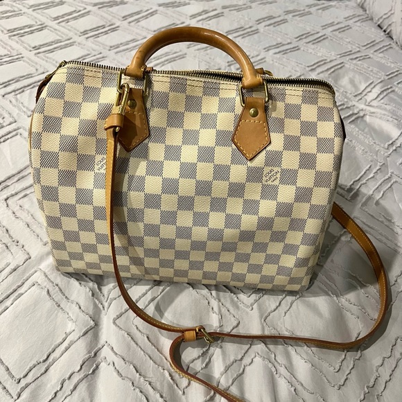 Louis Vuitton Handbags - Louis Vuitton Speedy 30